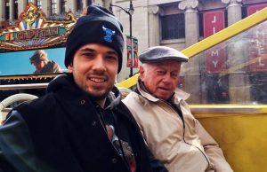 AYRI İKİ KITADA ATLIĞ DAMGASI